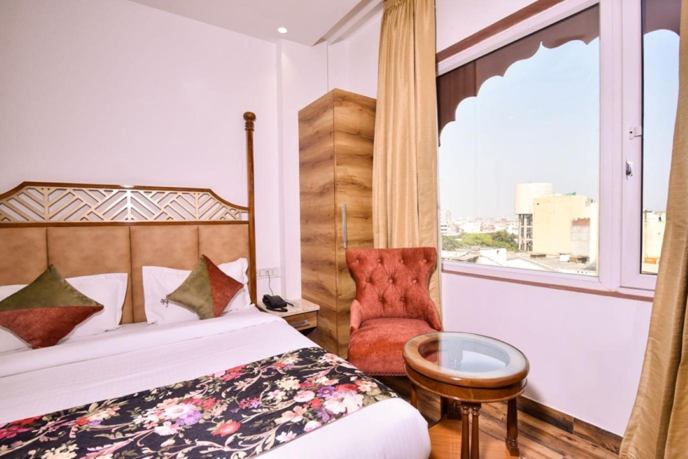Hotel Rv Golden Amritsar Exterior foto